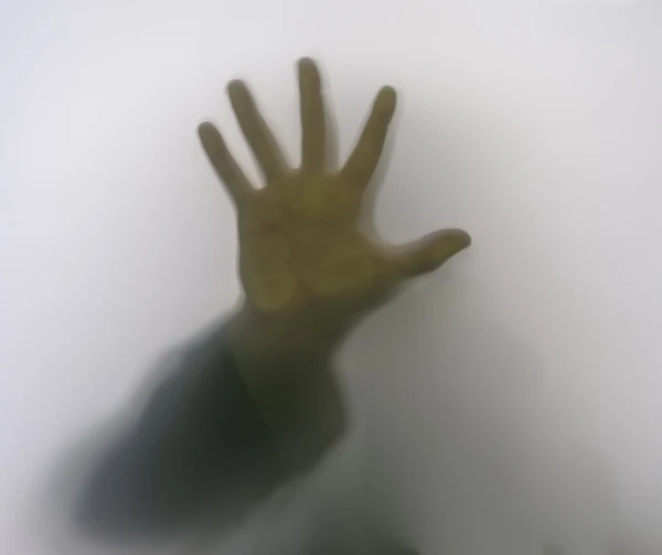 thrillere psihologice cărți thriller recomandate cele mai bune thrillere cărți captivante top cărți thriller suspans și mister literatură psihologică romane bestseller thrillere noi 2